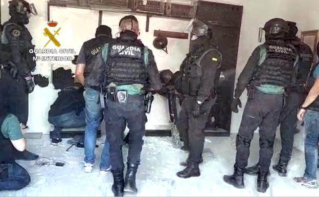 El narcotráfico cobra presencia en la costa malagueña - detenidos narcotrafico kGMI U70655195451urG 624x385@Diario Sur El narcotráfico cobra presencia en la costa malagueña - detenidos narcotrafico kGMI U70655195451urG 624x385@Diario Sur