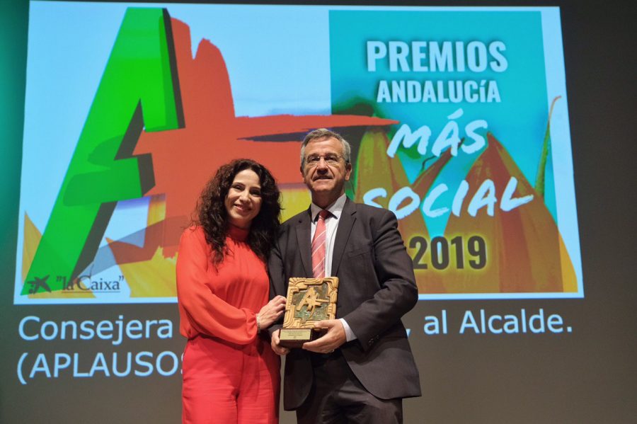 Estepona recibe el 'Premio Andalucía + Social' a una ciudad accesible e inclusiva - Premio Estepona recibe el 'Premio Andalucía + Social' a una ciudad accesible e inclusiva - Premio