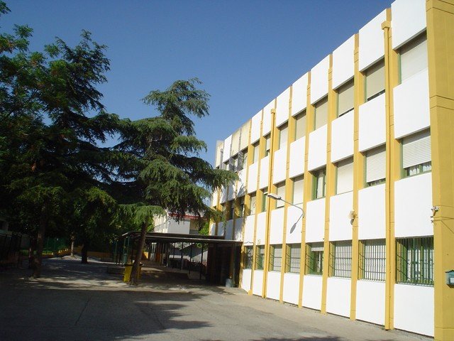 Trabajos de mejora en los colegios durante las fiestas - cat agenda colegio ramon garcia Trabajos de mejora en los colegios durante las fiestas - cat agenda colegio ramon garcia