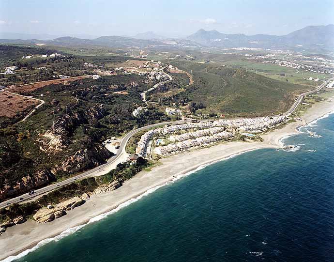 Manilva refuerza la limpieza de sus playas - 0002144 Manilva refuerza la limpieza de sus playas - 0002144