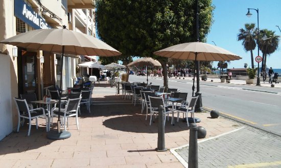 Muere un repartidor de pizzas de 18 años en Estepona - avenida espana 22 Muere un repartidor de pizzas de 18 años en Estepona - avenida espana 22