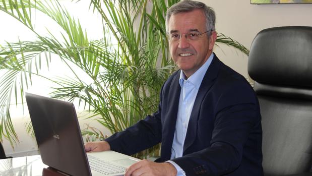 García Urbano: "El plan de desescalada del Gobierno está poco pensado" - garcia urbano estepona kku García Urbano: "El plan de desescalada del Gobierno está poco pensado" - garcia urbano estepona kku