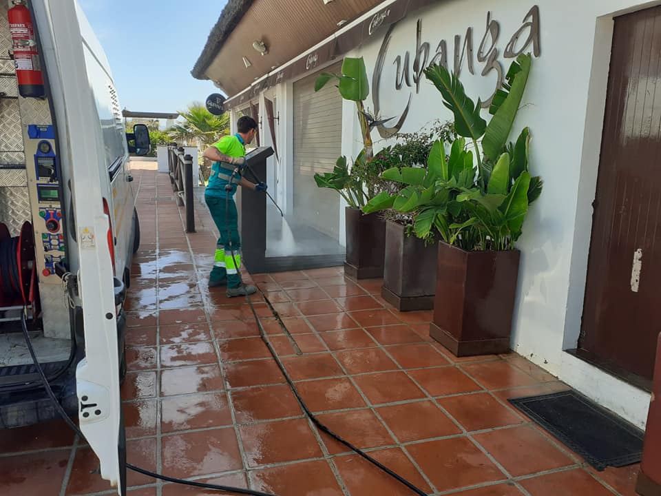 Manilva limpia y acondiciona las zonas donde se ubican los chiringuitos locales - 97344139 2504152179898259 6231328609634615296 n Manilva limpia y acondiciona las zonas donde se ubican los chiringuitos locales - 97344139 2504152179898259 6231328609634615296 n