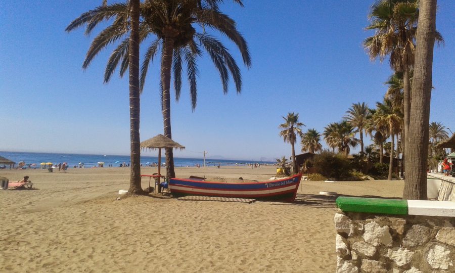 Fallece un hombre de 57 años en la playa de la Rada de Estepona - playaestepona Fallece un hombre de 57 años en la playa de la Rada de Estepona - playaestepona