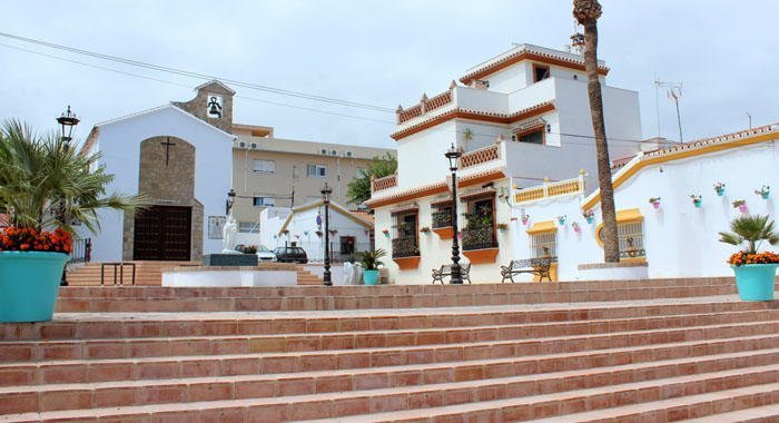 "El 50% del barrio de los pescadores dependemos del comedor social de Aprona" - l014mu03