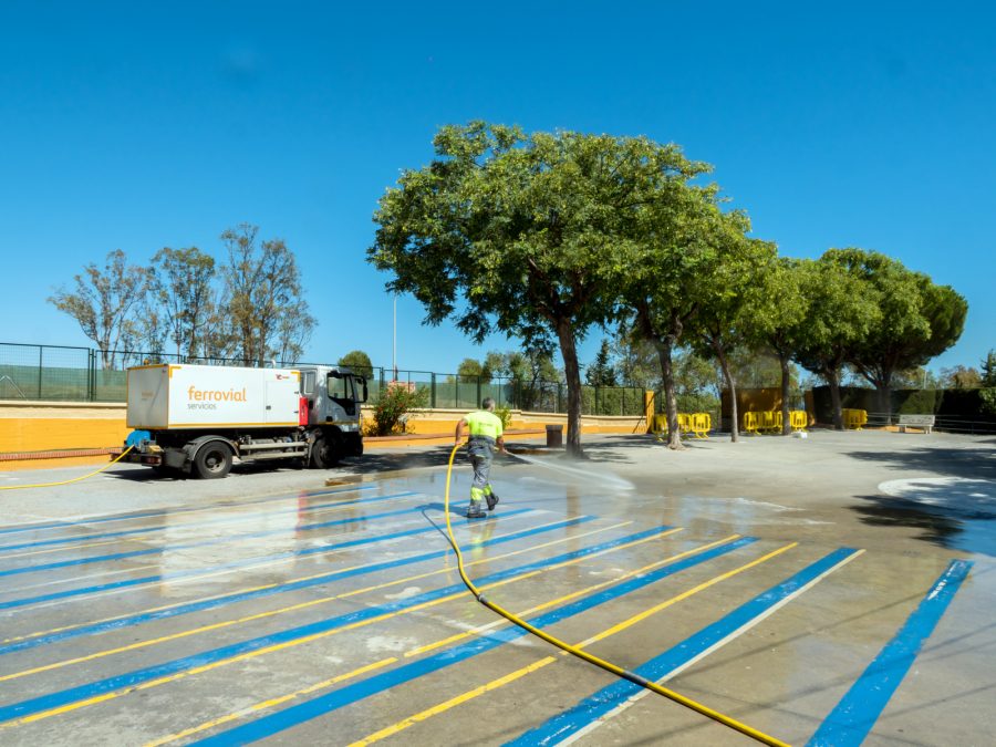 Los colegios de Estepona, plan especial de pintado y de limpieza y desinfección antes de comenzar - LIMPIEZA COLEGIO SIERRA BERMEJA 03 08 20 019 Los colegios de Estepona, plan especial de pintado y de limpieza y desinfección antes de comenzar - LIMPIEZA COLEGIO SIERRA BERMEJA 03 08 20 019