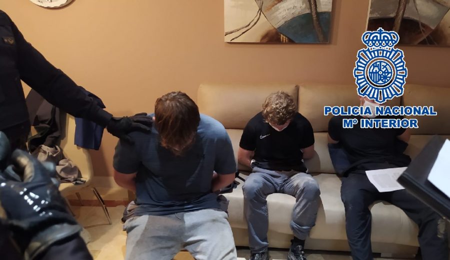 La Policía Nacional recupera un reloj de 237.000 euros robado en Marbella - 20201026 foto 2 marbella Imagen de los tres jóvenes detenidos como presuntos autores de los hechos.