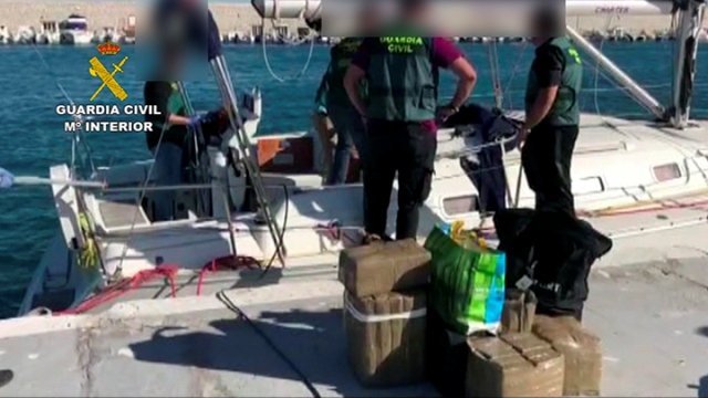 Más de 30 detenidos en una operación contra el narcotráfico en Andalucía - Droga 1 Más de 30 detenidos en una operación contra el narcotráfico en Andalucía - Droga 1