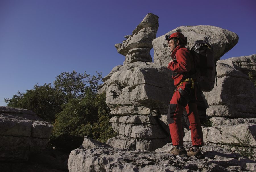 Denuncian actos vandálicos y destrozos en un yacimiento arqueológico de la Sierra de la Utrera - El Centinela. Canchos de la Utrera Sierra de la Utrera, en Casares.