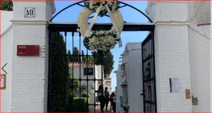 Ramos de flores para recordar a nuestros familiares fallecidos - Captura Ramos de flores para recordar a nuestros familiares fallecidos - Captura