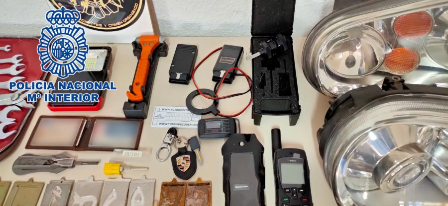 Cae una organización que 'maquillaba' vehículos robados para el narcotráfico - e07c74f3 fb2e 4963 9839 e2726953eb98 Cae una organización que 'maquillaba' vehículos robados para el narcotráfico - e07c74f3 fb2e 4963 9839 e2726953eb98