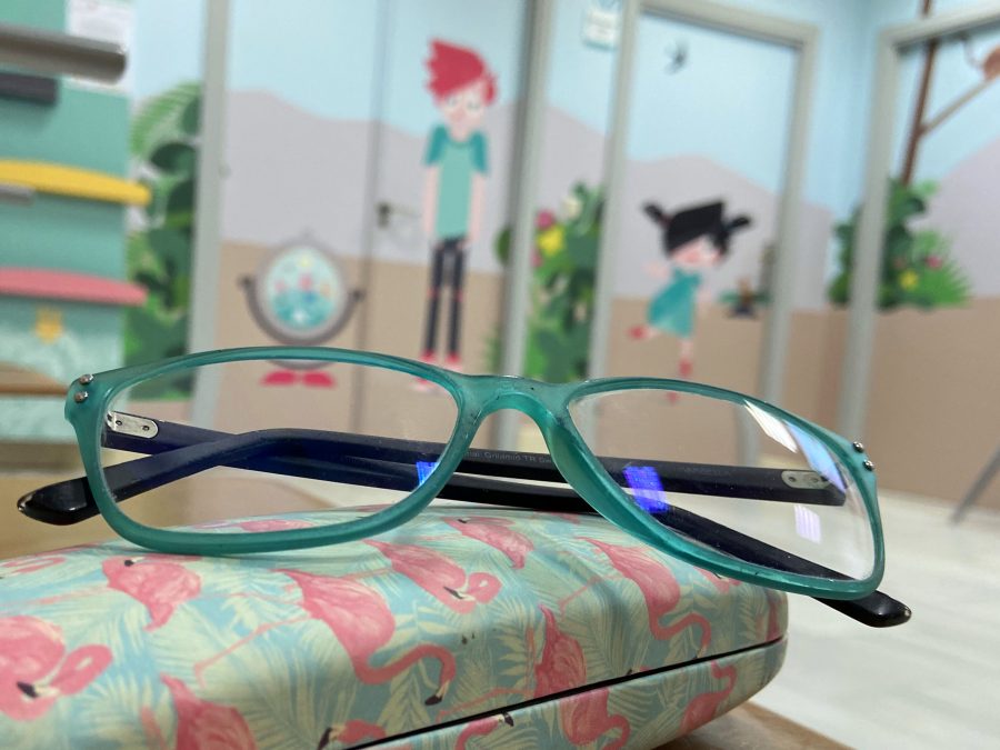Con frecuencia el entorno familiar no identifica los síntomas de la miopía en los niños - niños miopia quironsalud marbella
