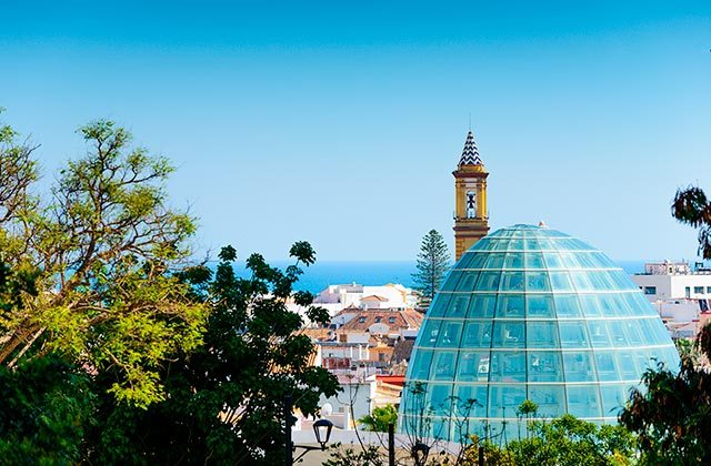 La incidencia sigue bajando: Estepona, Marbella y Manilva, más cerca de la apertura - estepona vista La incidencia sigue bajando: Estepona, Marbella y Manilva, más cerca de la apertura - estepona vista