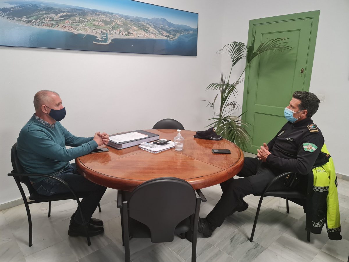 Una veintena de avisos por saltarse el toque de queda y una decena de multas por no llevar mascarilla - 140554935 2709384612708347 1007584292445576027 o Una veintena de avisos por saltarse el toque de queda y una decena de multas por no llevar mascarilla - 140554935 2709384612708347 1007584292445576027 o
