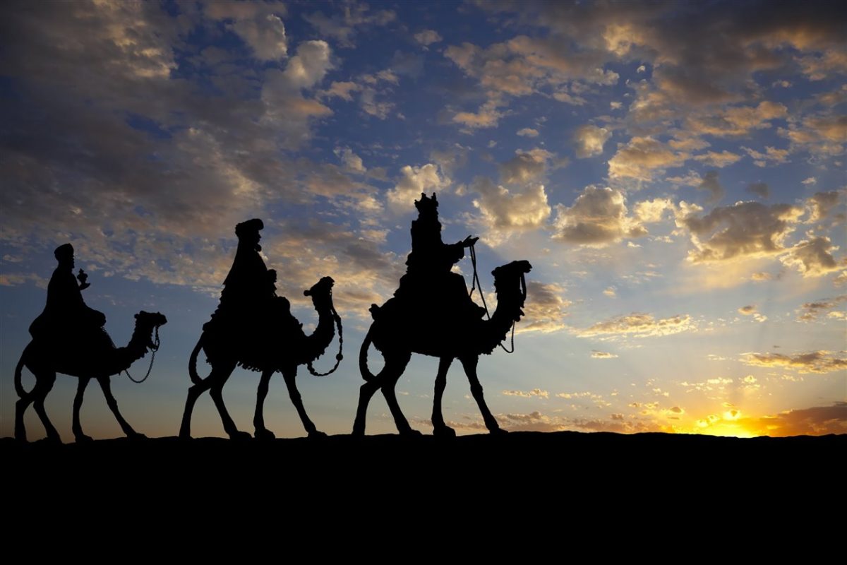 Recorrido y horario de la Cabalgata de Reyes Magos en Ojén: todo lo que necesitas saber - el evangelio de san mateo cuenta que unos magos llegados de oriente fueron guiados por una estrella para que adorasen al rey de los judios que acababa de Recorrido y horario de la Cabalgata de Reyes Magos en Ojén: todo lo que necesitas saber - el evangelio de san mateo cuenta que unos magos llegados de oriente fueron guiados por una estrella para que adorasen al rey de los judios que acababa de