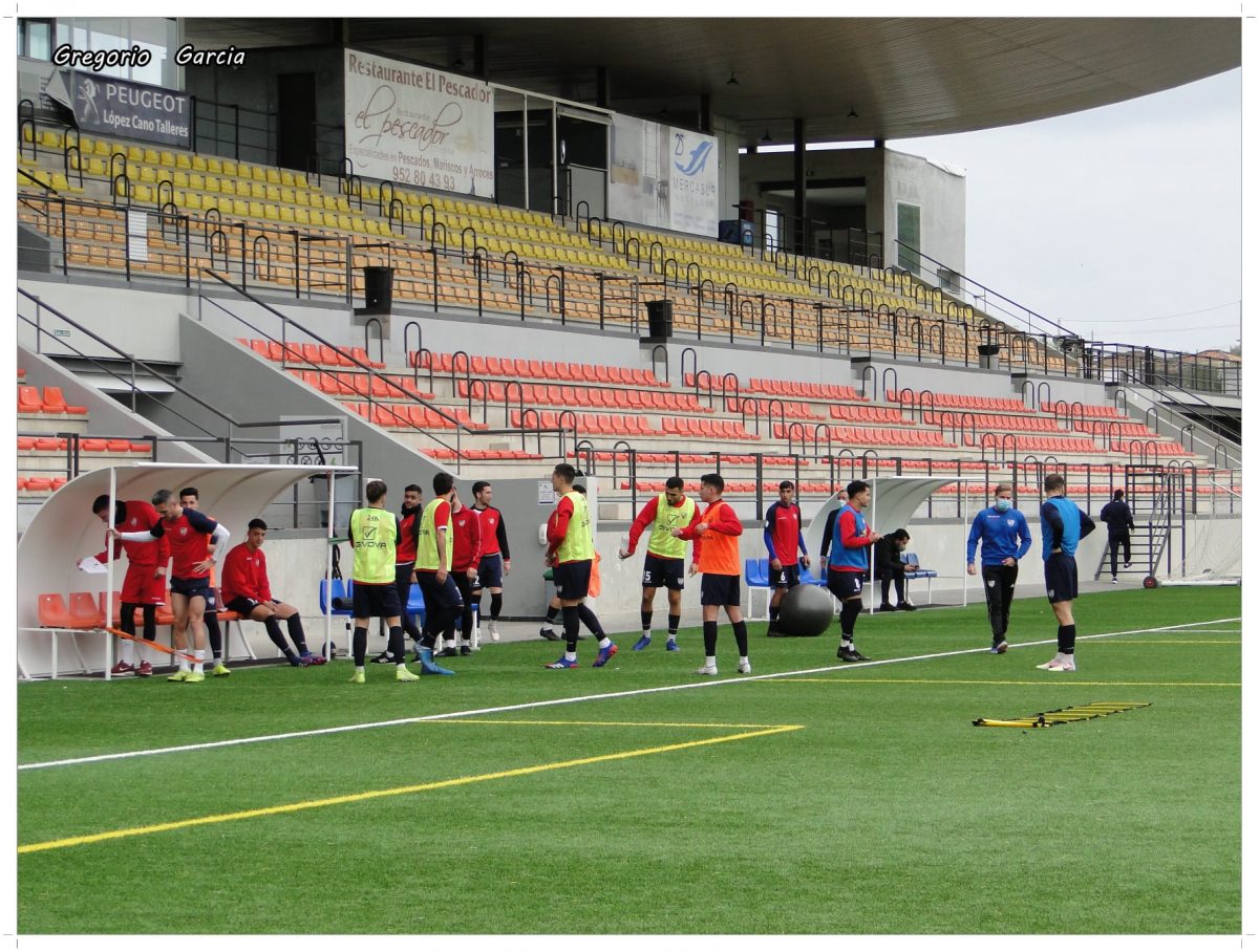 El Estepona, a ampliar su ventaja en su visita a Maracena - Entrenamiento CD Estepona El Estepona, a ampliar su ventaja en su visita a Maracena - Entrenamiento CD Estepona