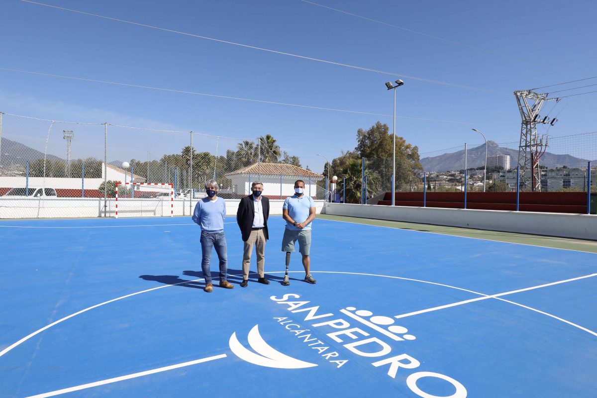 La pista de fútbol sala del Juan José Almagro florece tras dos décadas en desuso - MG 1197 La pista de fútbol sala del Juan José Almagro florece tras dos décadas en desuso - MG 1197