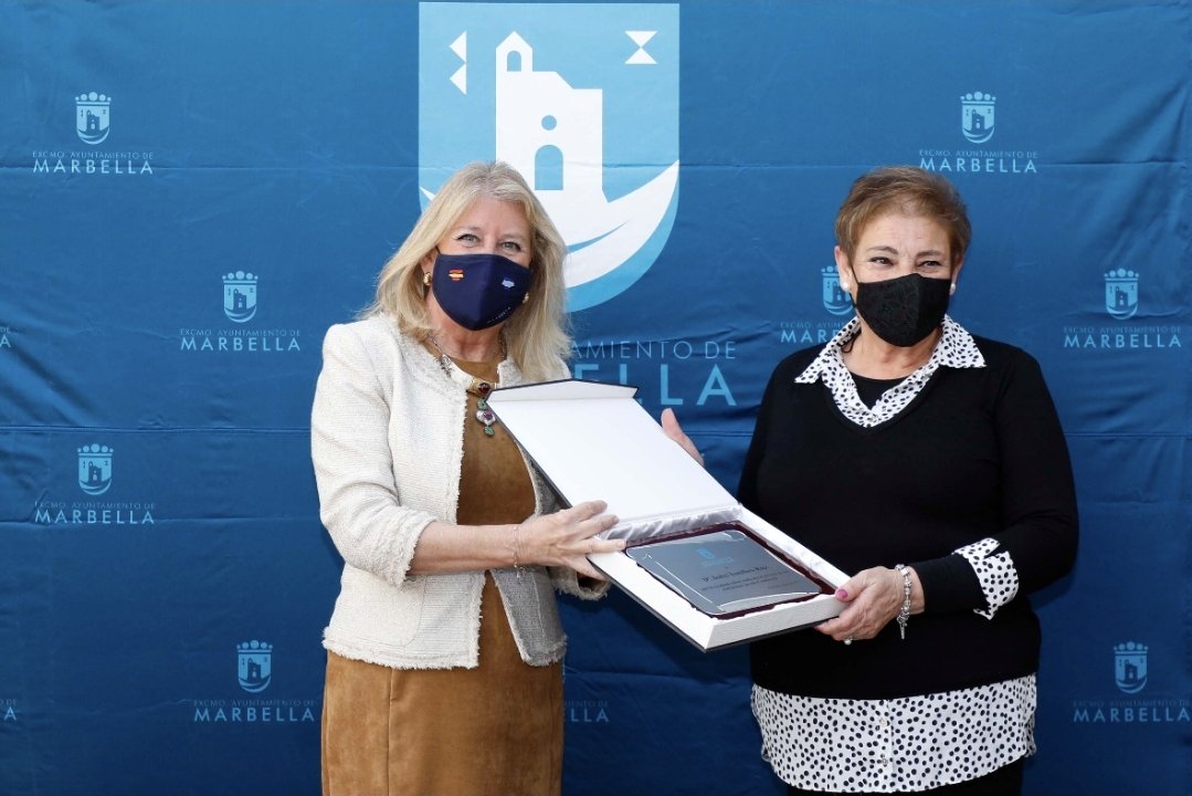 La alcaldesa de Marbella reconoce la trayectoria de quince trabajadores municipales que se han jubilado - Screenshot 20210325 181755 Gmail La alcaldesa de Marbella reconoce la trayectoria de quince trabajadores municipales que se han jubilado - Screenshot 20210325 181755 Gmail