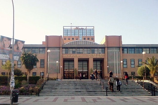La Universidad de Málaga vuelve a las clases semipresenciales tras la Semana Santa - a273ef382c5b0fe393506e684f6c19d1 La Universidad de Málaga vuelve a las clases semipresenciales tras la Semana Santa - a273ef382c5b0fe393506e684f6c19d1