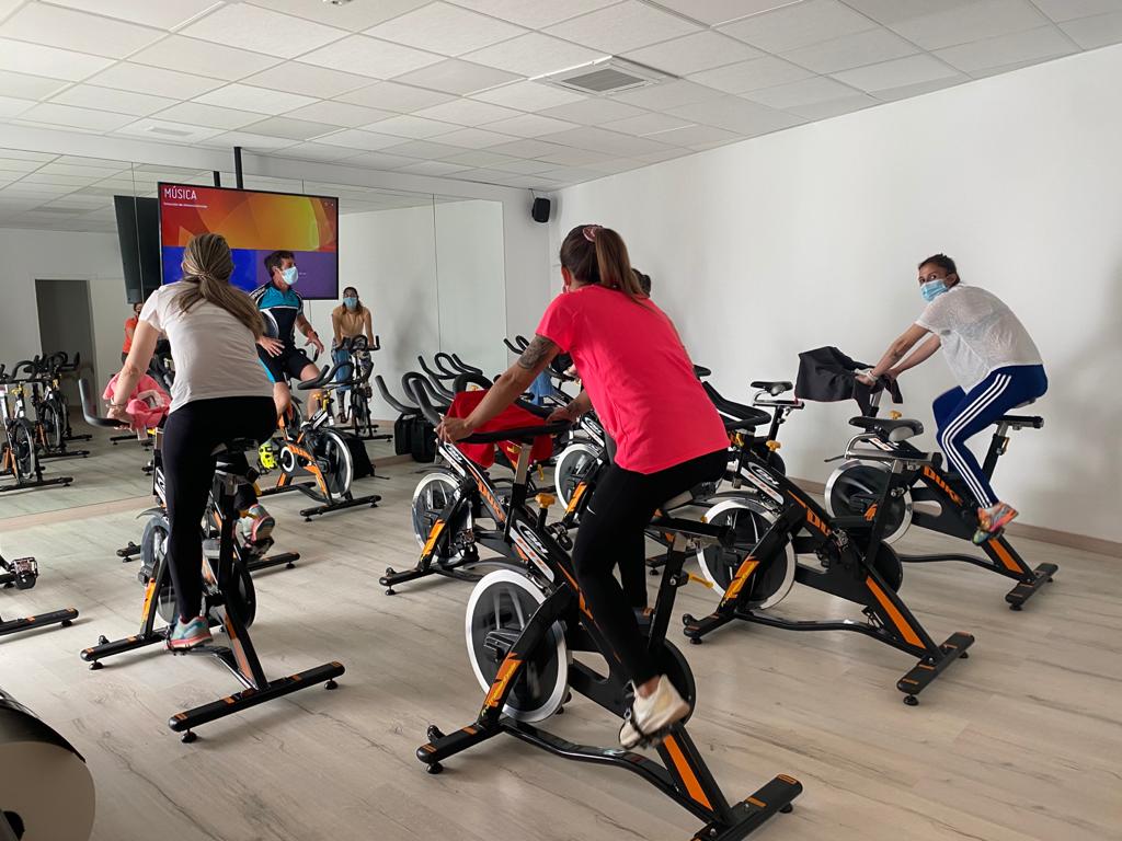 El gimnasio municipal de Secadero abre sus puertas con más de 100 inscritos - 172706646 2904062436533029 887318832555496032 n