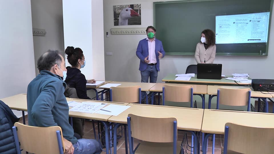 Espetero, Sumiller o Manipulador de alimentos, entre los cursos ofrecidos por Manilva - 175603184 2771915616455246 659070418664487787 n Espetero, Sumiller o Manipulador de alimentos, entre los cursos ofrecidos por Manilva - 175603184 2771915616455246 659070418664487787 n