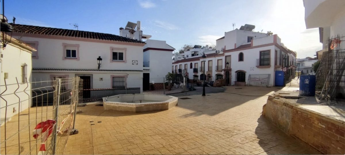 Las obras de la nueva plaza de 500 metros cuadrados en Cancelada están a punto de finalizar - Captura de pantalla 2021 04 23 a las 19.19.21 Nueva plaza de 500 metros cuadrados en Cancelada.