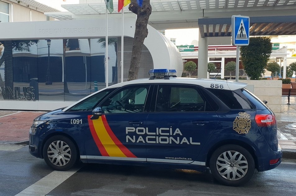Detenidos dos hombres en Marbella por robos de relojes de alta gama con violencia - 20210524 foto recurso Marbella Foto de archivo. Coche policial en Marbella.