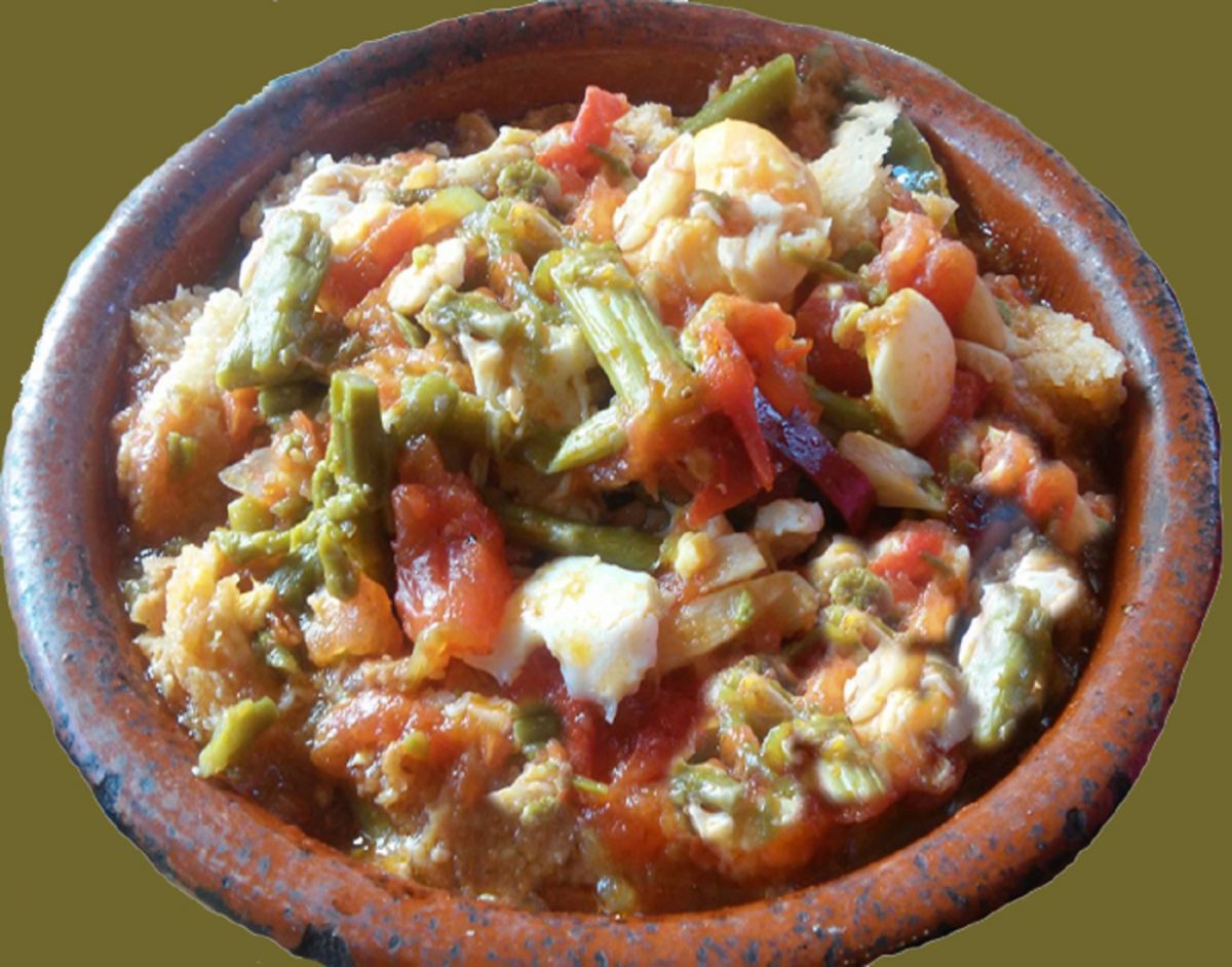 Varios bares y restaurantes de Estepona ofrecerán mañana degustaciones de 'sopa campera' en honor a San Isidro - Plato de sopa campera 1 Sopa campera, el plato típico de la festividad de San Isidro en Estepona.
