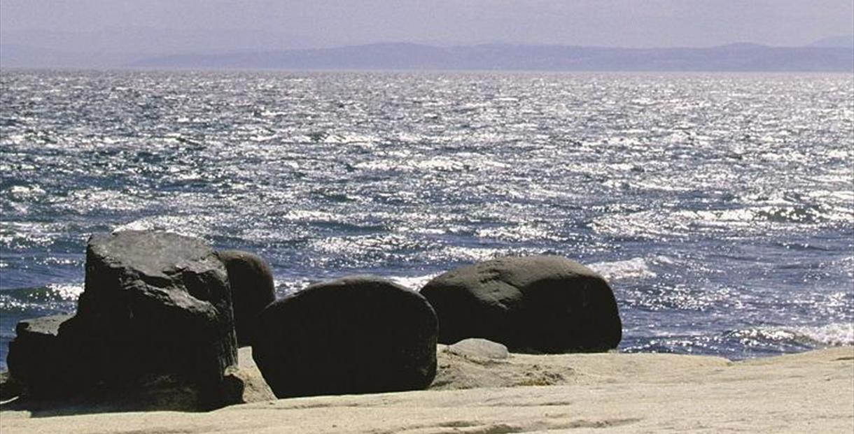 Málaga registra el agua del mar más fría de su historia con un nuevo récord de 15,5 grados - playa de el saladillo provincia de malaga y su costa del sol o Málaga registra el agua del mar más fría de su historia con un nuevo récord de 15,5 grados