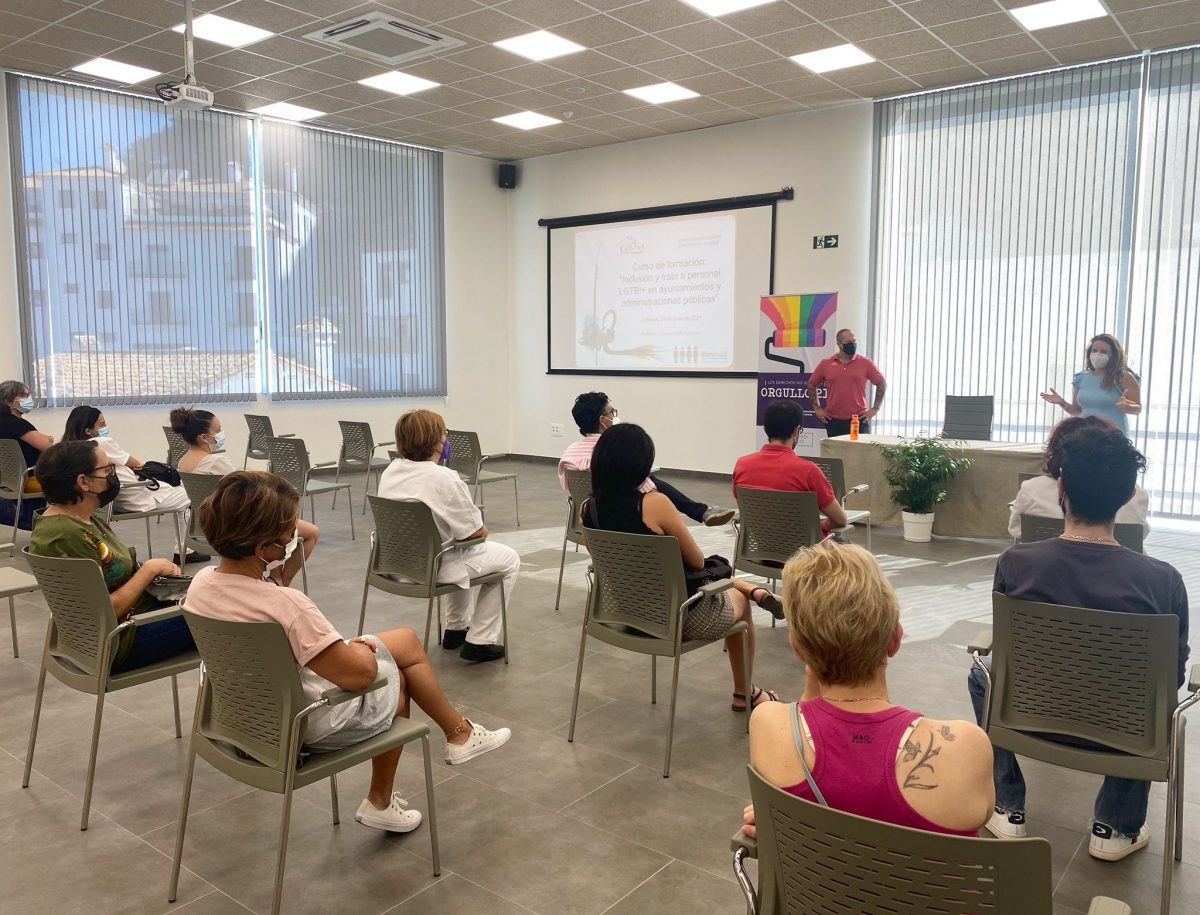 Casares dirige formación en diversidad sexual por el orgullo LGTBI+ a sus empleados municipales - 205907321 3030412407241013 2456083464322158369 n LGTBI Casares formación empleados