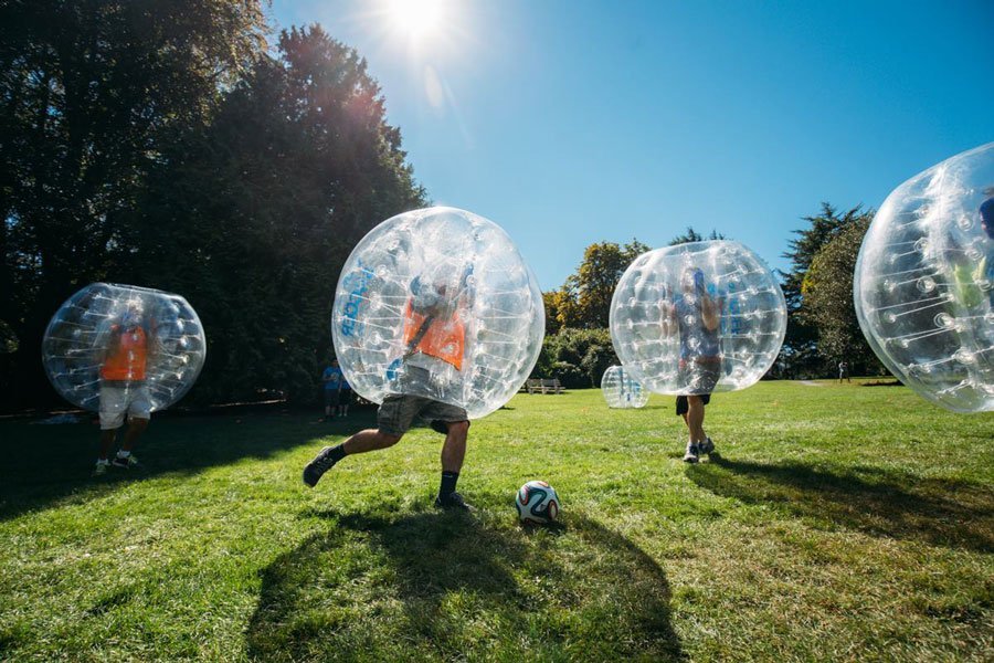 Bubble Football, "Fútbol Burbuja". Archivo