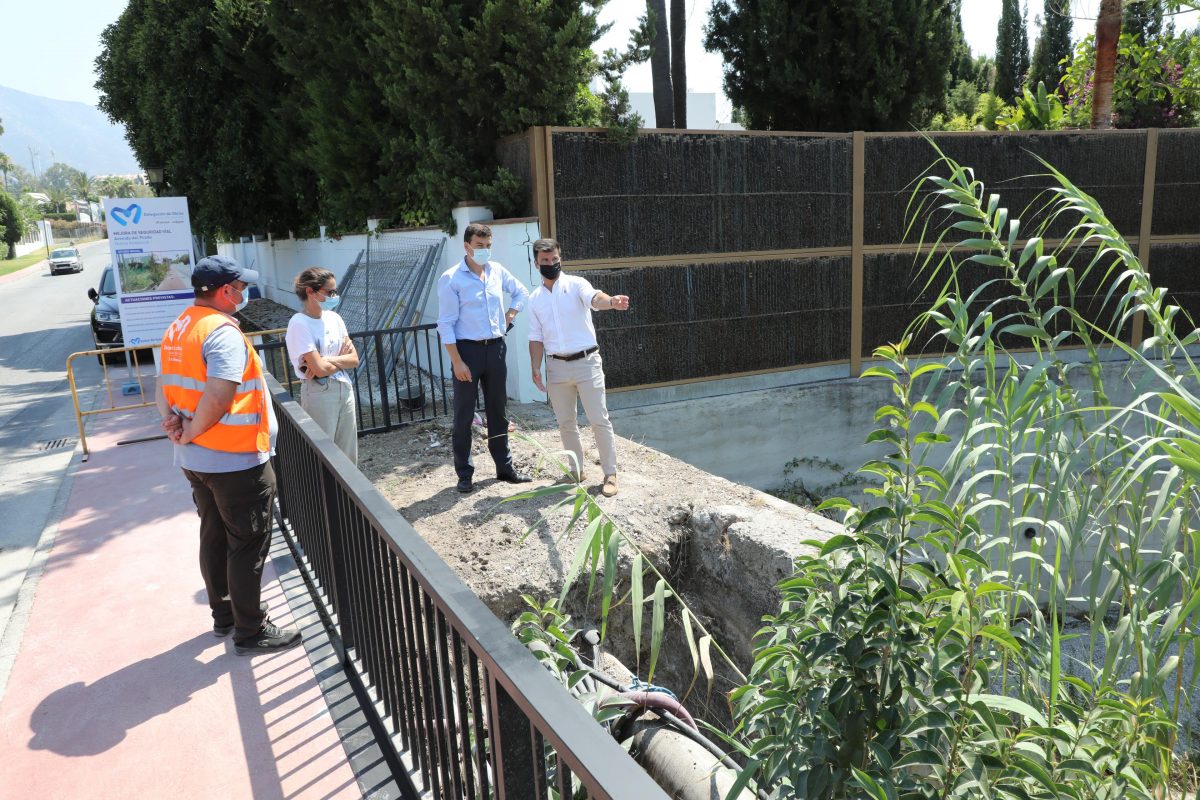 Nueva Andalucía mejora la protección de sus vecinos con la renovación del arroyo Benabolá - 0H3A2127 Ayuntamiento Marbella.
