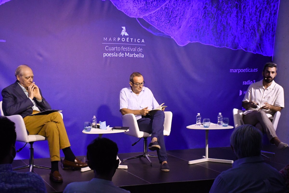 Guillermo Carnero reivindica la poesía como “un acto de intensidad y conocimiento” en Marpoética - Marpoética1