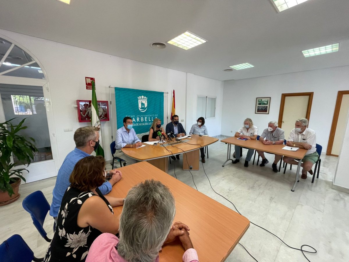 El Rosario contará con una red de saneamiento de 8 kilómetros en sus 600 parcelas, viviendas y comercios - WhatsApp Image 2021 07 26 at 10.09.35 Reunión del Ayuntamiento, Acosol y los vecinos de la urbanización.