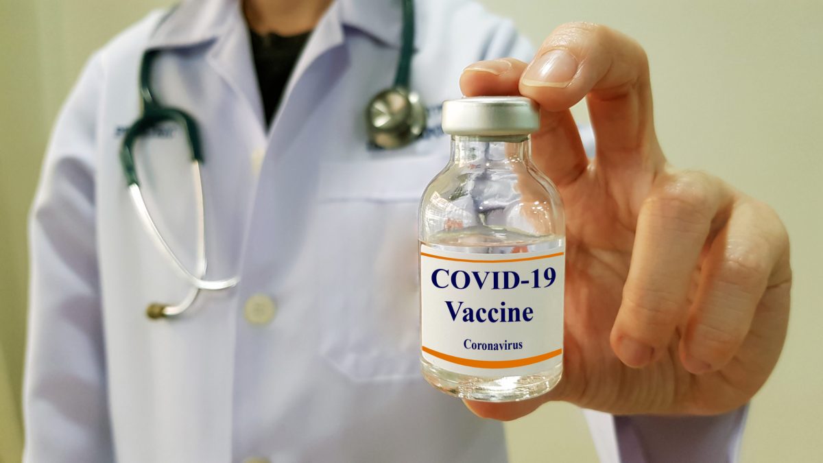 Los jóvenes a partir de 23 años ya pueden pedir cita para la vacuna contra el Covid-19 - vacuna covid scaled 1 Los jóvenes a partir de 23 años ya pueden pedir cita para la vacuna contra el Covid-19 - vacuna covid scaled 1
