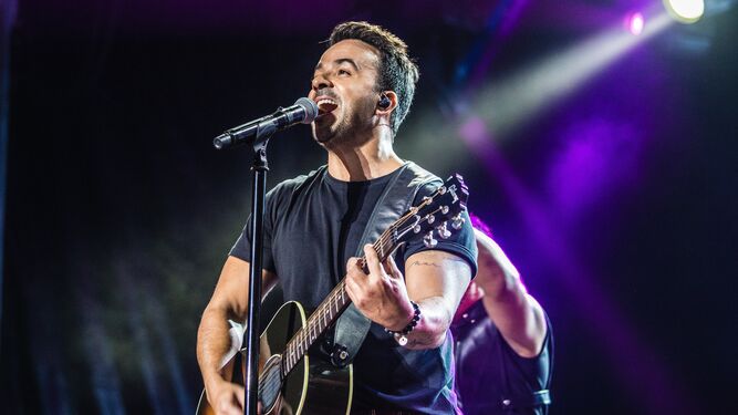 Marbella deslumbra con su lado más solidario - Luis Fonsi concierto Starlite