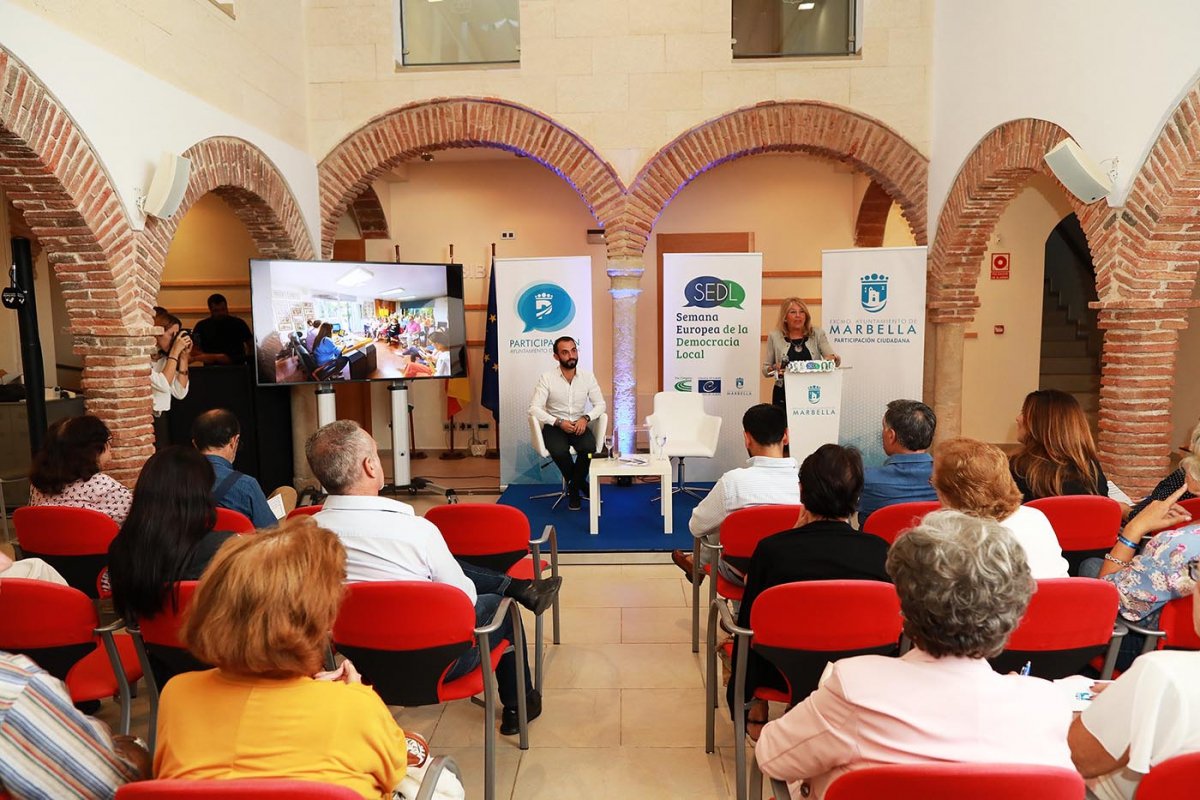 Marbella escuchará a sus vecinos con la renovación del Reglamento de Participación Ciudadana - cee8ee7aa25016d726a9ec48330d7eaf XL 1 Marbella escuchará a sus vecinos con la renovación del Reglamento de Participación Ciudadana - cee8ee7aa25016d726a9ec48330d7eaf XL 1
