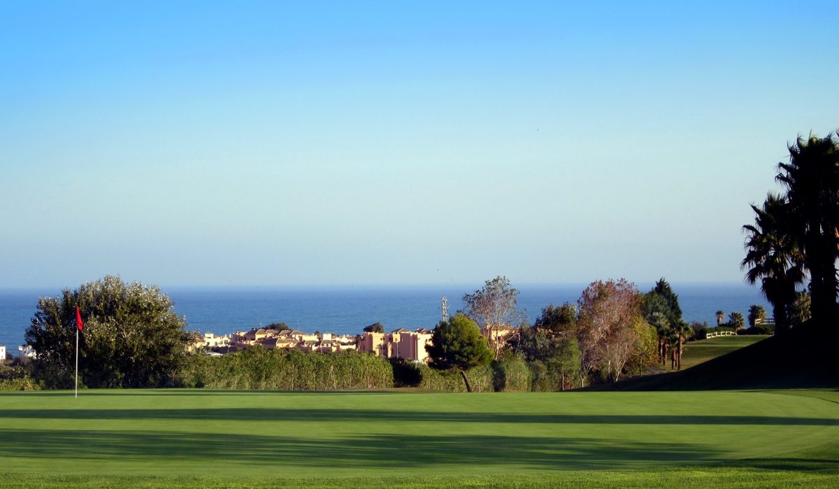 La Unión Manilva C.F. calienta motores para la temporada 2021/2022 - green hoyo 1 dona julia golf costa del sol 1