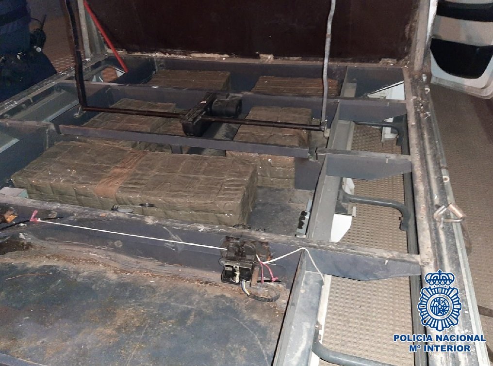 La Policía Nacional desarticula en Marbella una organización criminal dedicada al tráfico de hachís - 20210918 Foto 1 Droga La Policía Nacional desarticula en Marbella una organización criminal dedicada al tráfico de hachís - 20210918 Foto 1 Droga
