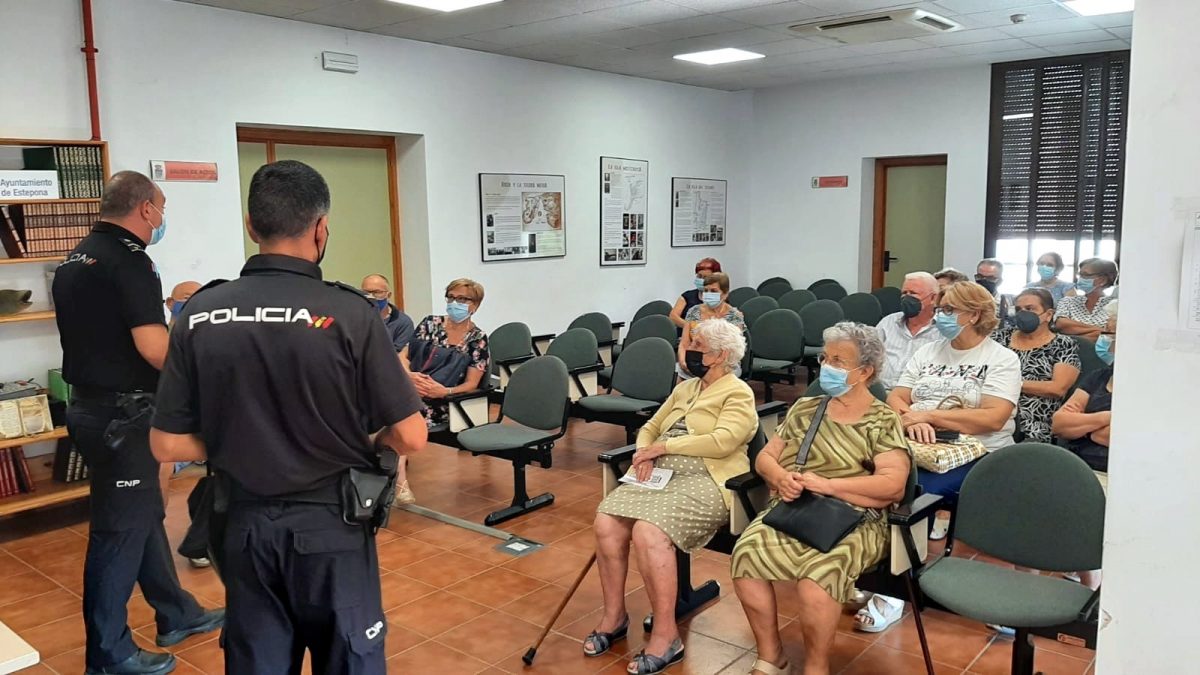 Estepona celebra el Día del Mayor con una charla destinada a la seguridad de los mayores - 8534C9EA 56B1 4976 BAB7 F81836D72C49 Estepona celebra el Día del Mayor con una charla destinada a la seguridad de los mayores - 8534C9EA 56B1 4976 BAB7 F81836D72C49
