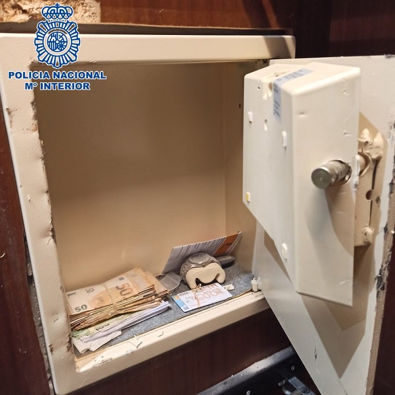 Cae una red de 'narcos' que operaba desde Marbella con el envío de cocaína en un contenedor de chatarra - 20211031 Foto 1 Cae una red de 'narcos' que operaba desde Marbella con el envío de cocaína en un contenedor de chatarra - 20211031 Foto 1