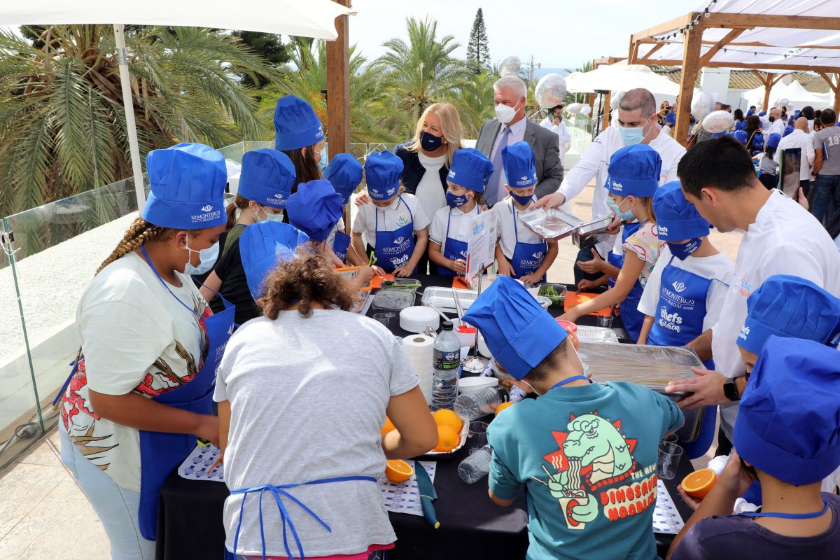 29 chefs con estrellas Michelin y 150 escolares se dan cita en ‘Chefs ForChildren’ en Marbella por una buena causa - E8AE53BB D094 4C76 A807 A08E76B9B35D 29 chefs con estrellas Michelin y 150 escolares se dan cita en ‘Chefs ForChildren’ en Marbella por una buena causa - E8AE53BB D094 4C76 A807 A08E76B9B35D