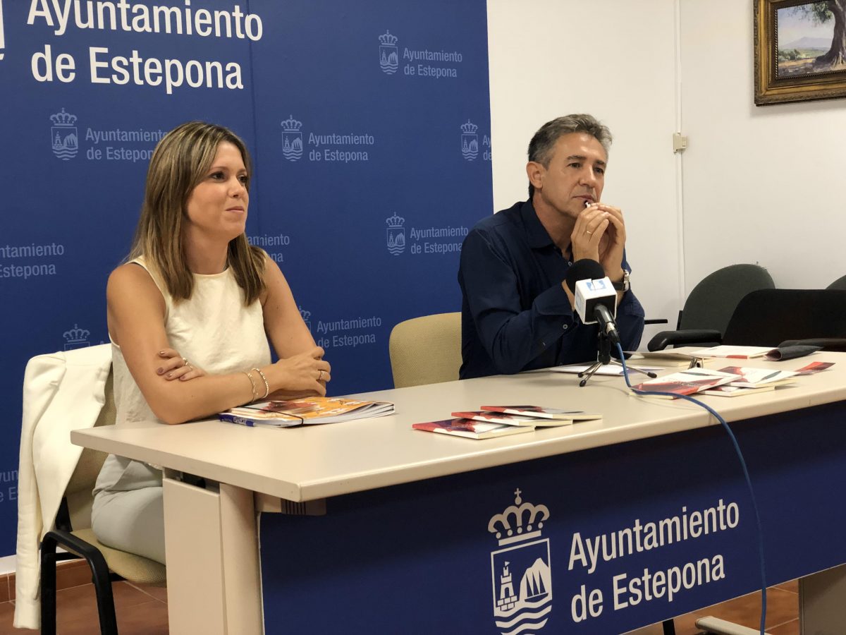 El periodista Antonio Mena presenta su libro 'Relatos cortos: entre el infierno y la esperanza' - Libro El periodista Antonio Mena presenta su libro 'Relatos cortos: entre el infierno y la esperanza' - Libro