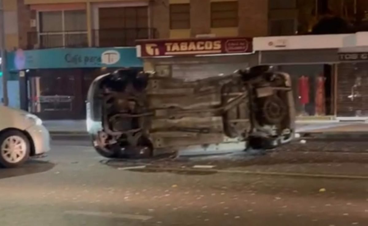 Una brutal colisión entre un coche y un taxi se salda con dos heridos trasladados al Hospital Costa del Sol - WhatsApp Image 2021 10 23 at 11.31.54 Una brutal colisión entre un coche y un taxi se salda con dos heridos trasladados al Hospital Costa del Sol - WhatsApp Image 2021 10 23 at 11.31.54