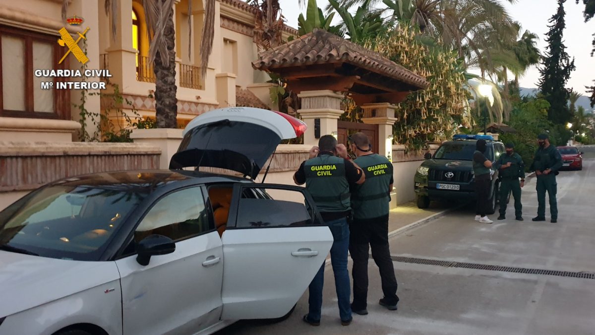 La Guardia Civil desmantela una organización que introducía hachís por la costas de Málaga - 2283e1ca 599f 4834 8e62 5fd663452ed4 La Guardia Civil desmantela una organización que introducía hachís por la costas de Málaga - 2283e1ca 599f 4834 8e62 5fd663452ed4