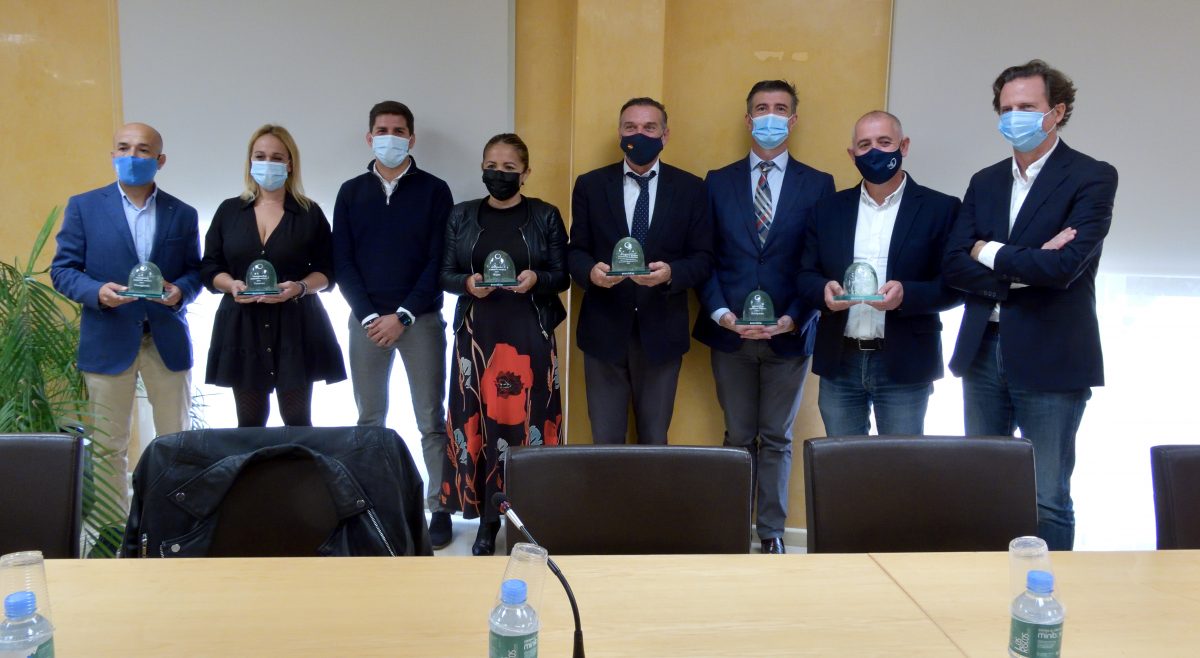 Seis municipios de la Costa del Sol reciben el premio 'Iglú Verde' por aumentar su reciclaje de vidrio - Entrega premios Ecovidrio Seis municipios de la Costa del Sol reciben el premio 'Iglú Verde' por aumentar su reciclaje de vidrio - Entrega premios Ecovidrio