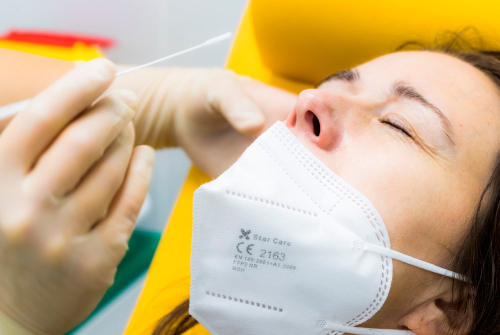El Hospital Clínico de Málaga realiza unas 1.600 pruebas PCR al día para realizar diagnósticos de Covid - Prueba PCR El Hospital Clínico de Málaga realiza unas 1.600 pruebas PCR al día para realizar diagnósticos de Covid - Prueba PCR