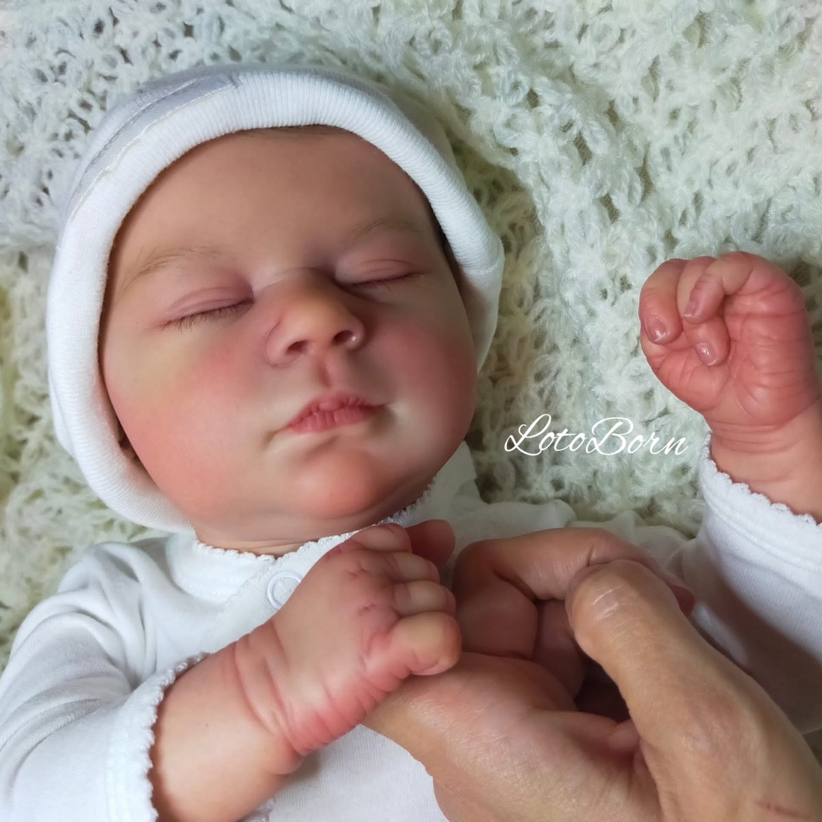 Lo más parecido a un bebé de verdad: así son los muñecos 'Reborn' creados en Estepona - PHOTO 2022 01 04 19 43 20 2 Lo más parecido a un bebé de verdad: así son los muñecos 'Reborn' creados en Estepona - PHOTO 2022 01 04 19 43 20 2