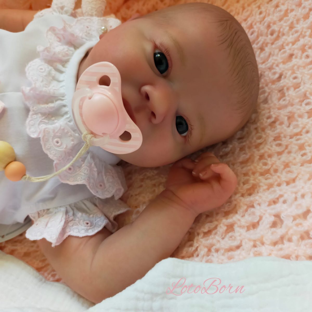 Lo más parecido a un bebé de verdad: así son los muñecos 'Reborn' creados en Estepona - PHOTO 2022 01 04 19 46 40 2 Lo más parecido a un bebé de verdad: así son los muñecos 'Reborn' creados en Estepona - PHOTO 2022 01 04 19 46 40 2