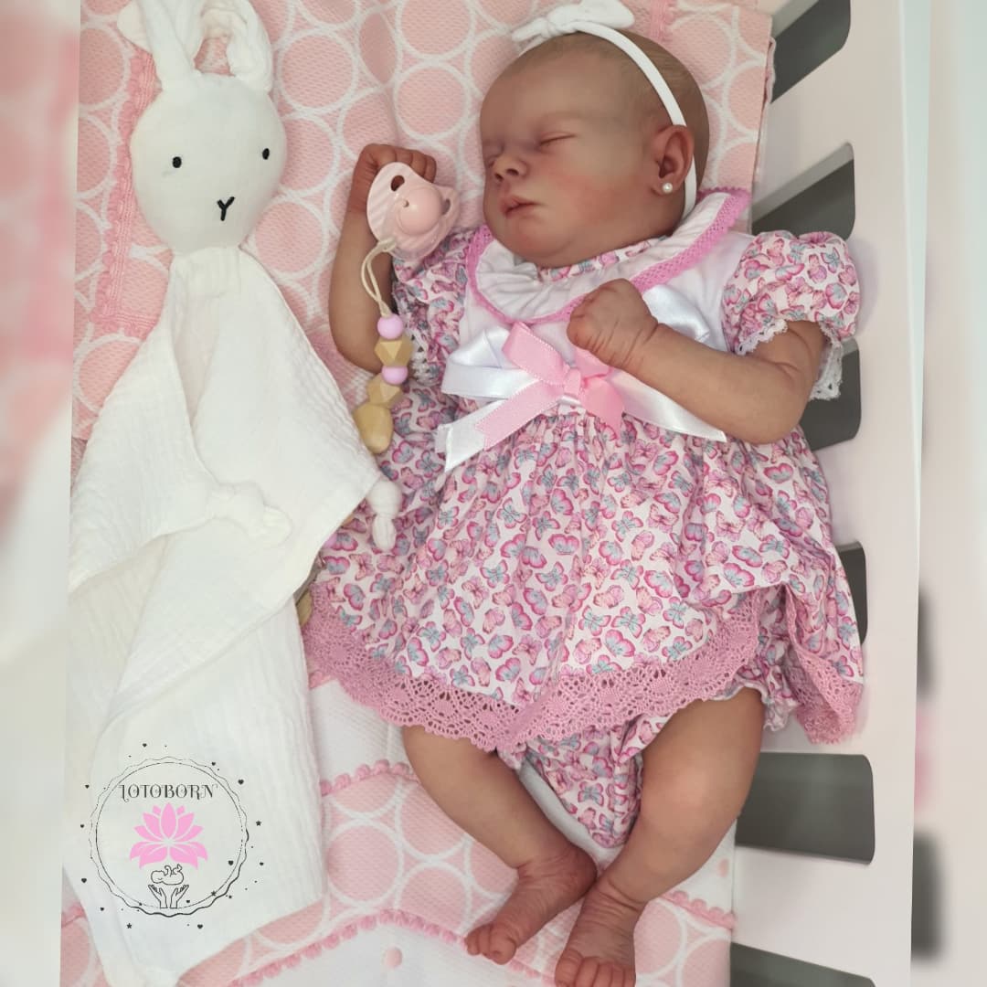 Lo más parecido a un bebé de verdad: así son los muñecos 'Reborn' creados en Estepona - PHOTO 2022 01 04 19 55 53 Lo más parecido a un bebé de verdad: así son los muñecos 'Reborn' creados en Estepona - PHOTO 2022 01 04 19 55 53